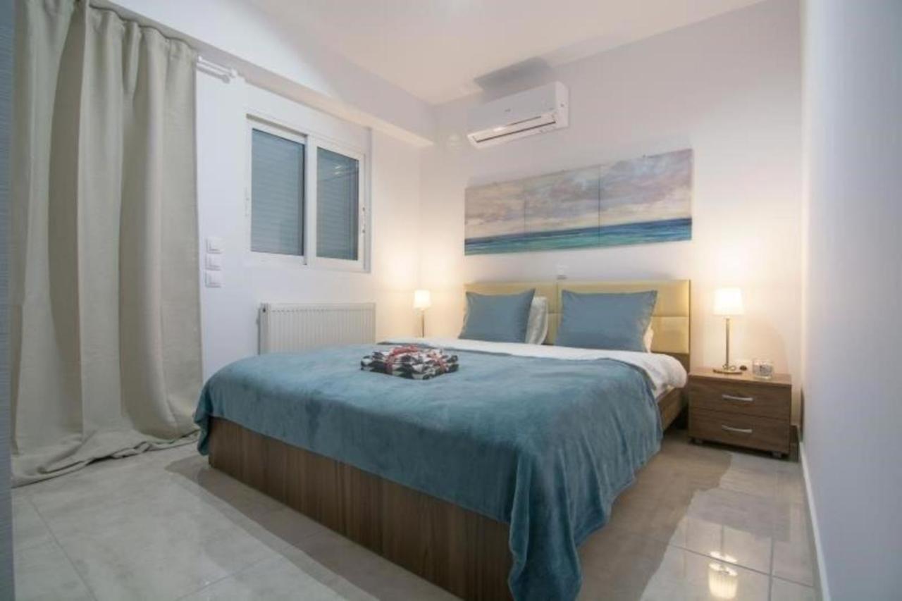 New Spacious Apartment Located In Pireus Zewnętrze zdjęcie